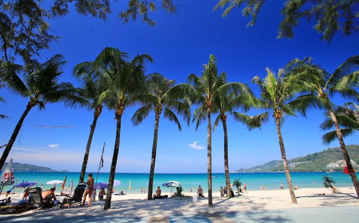 The Taksim Patong Beach Hotel Екстериор снимка